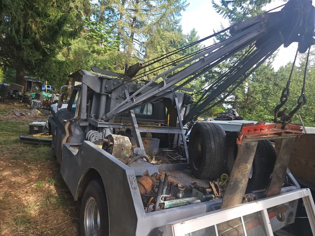 Chevy 1966 Wrecker Prodject No Paperwork