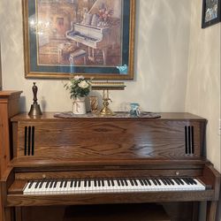 Baldwin piano