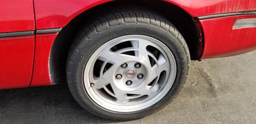 Corvette wheels and tires