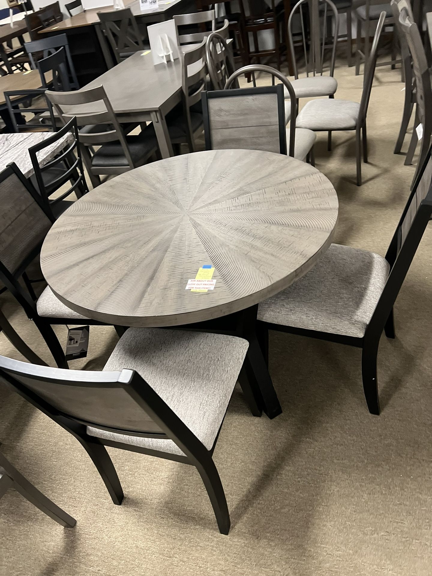 Super Nice Rustic Dining Room Set