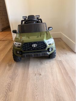 12v powered ride in Toyota Tacoma with remote control