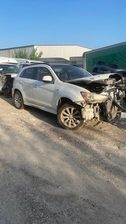 2011 MITSUBISHI OUTLANDER SPORT parts Parts