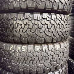 SET BFGOODRICH ALL-TERRAIN KO2 (4) 275-70 R17 Lt 