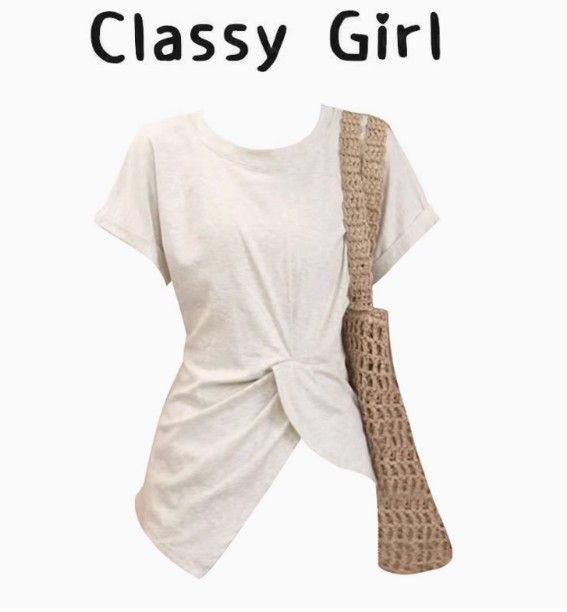 Korean-style simple round-neck short-sleeved T-shirt for women in summer, featuring unique irregular pleats and slits, a chic and unconventional style