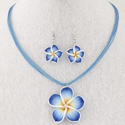Fashion jewelry sweet petals necklace and earrings