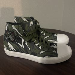 Size 9- RipNdip Skateboard Shoes 