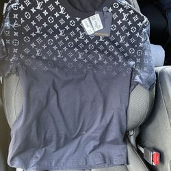 LOUIS VUITTON T SHIRT