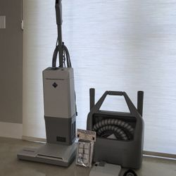 Electrolux, Vacuum For Floor and Carpet