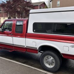 A R E Tall Canopy -fits 1996 era Ford F-250 or similar w/ a 7 foot bed, Insulated. Double Doors