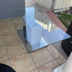 Reo Coffee Table