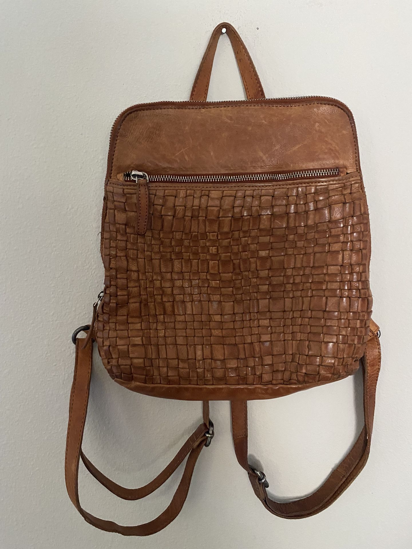 Vilenca Holland Brown Woven Leather Backpack Purse
