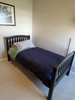 Twin Beds (2 available)