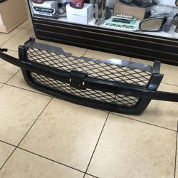 2003/2005 SS SILVERADO OEM GRILLE