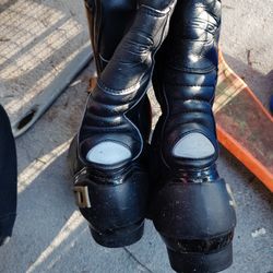 Motorcycle boots