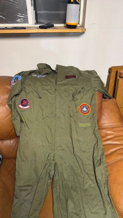 Top Gun costume
