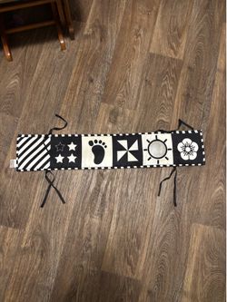 Black and white picture strip