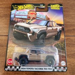 Hot Wheels Premium 2024 Toyota Tacoma TRD Pro #128