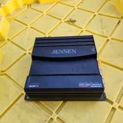 Jensen 600 Watt 2 Channel Amplifier, XDA92RB