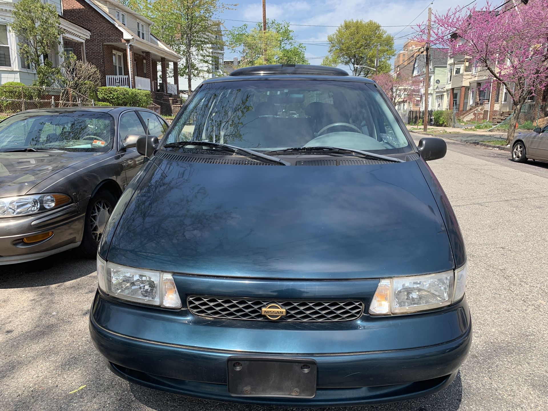 1998 SPECIAL EDITION NISSAN QUEST