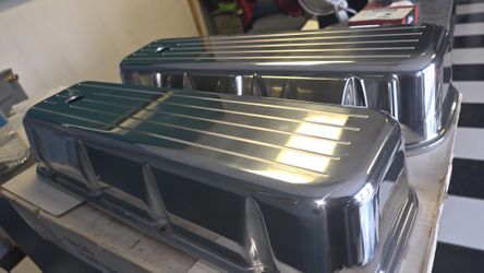 Big Block Valve Covers  Aluminum Tall  New In Box