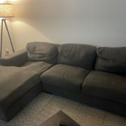 Right Hand Gray Sectional - FREE