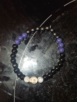 Beaded Skull Stretch Bracelet