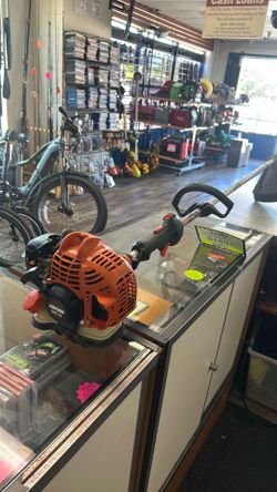 1003 Echo SRM-225 Gas Powered 2-Stroke 21.2cc Straight Shaft Weed Eater 581160