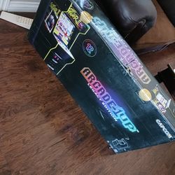 Street Fighter 2 Legacy Edition Arcade 1up NIB