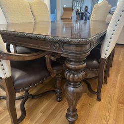 Dining Set | 8-Chair Old World Style | 9.25 Ft Extendable Table