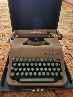 Underwood Typewriter
