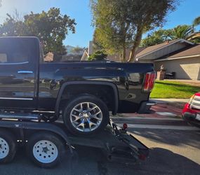 2018 gmc Sierra bed 6.6 and tailgate
