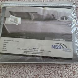 KING SIZE SATIN SHEETS