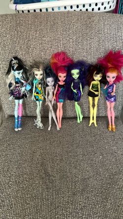 Monster. High  collectable  dolls
