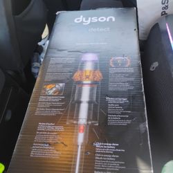 Dyson V15 Detect Vacuum Brand New 