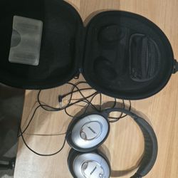 Bose QuietComfort 15 Wired Noise-Cancelling Headphones – Good Condition w/ Case
