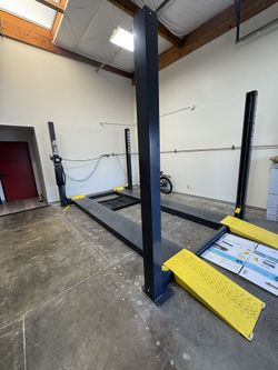 Bendpak Car Lift