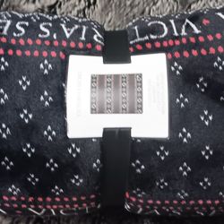 Victoria Secret Cozy Blanket