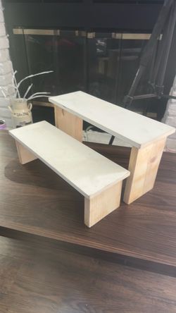 Small Wood dessert display stands