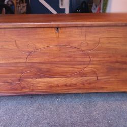 Large Cedar Chest 