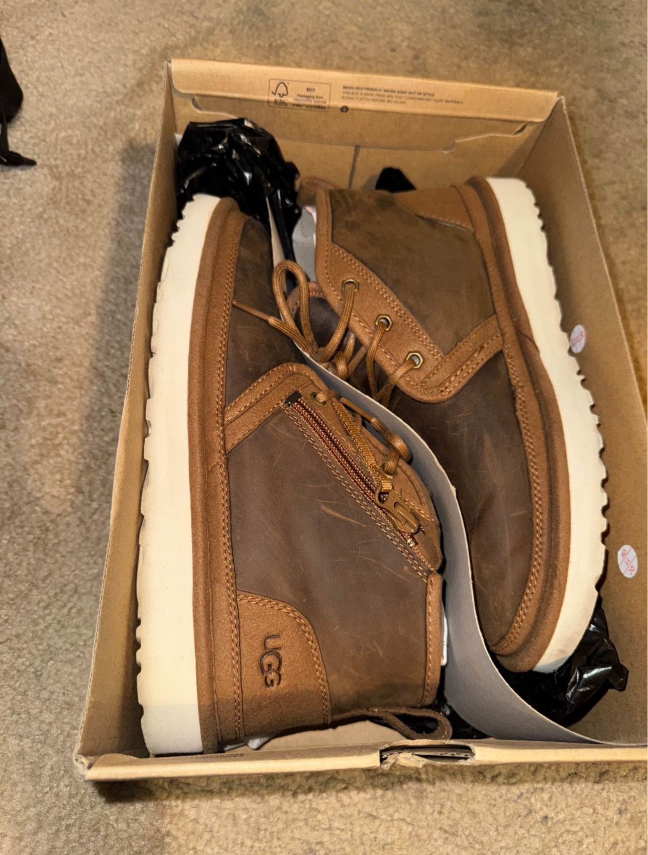 Size 10 Men UGGS