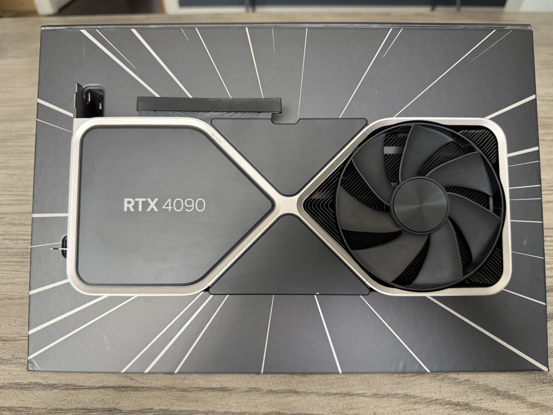 NVIDIA GeForce RTX 4090 FE Founders Edition24GB GDDR6X Graphics Card