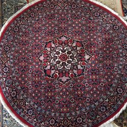Genuine Persian Rug new  4ft