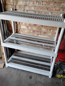 Heavy duty shelf