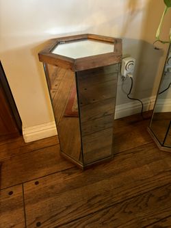 Vintage Mirror Pedestal Small