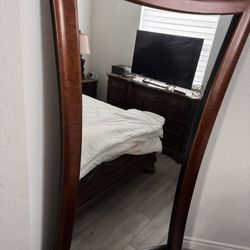 Body Size Mirror