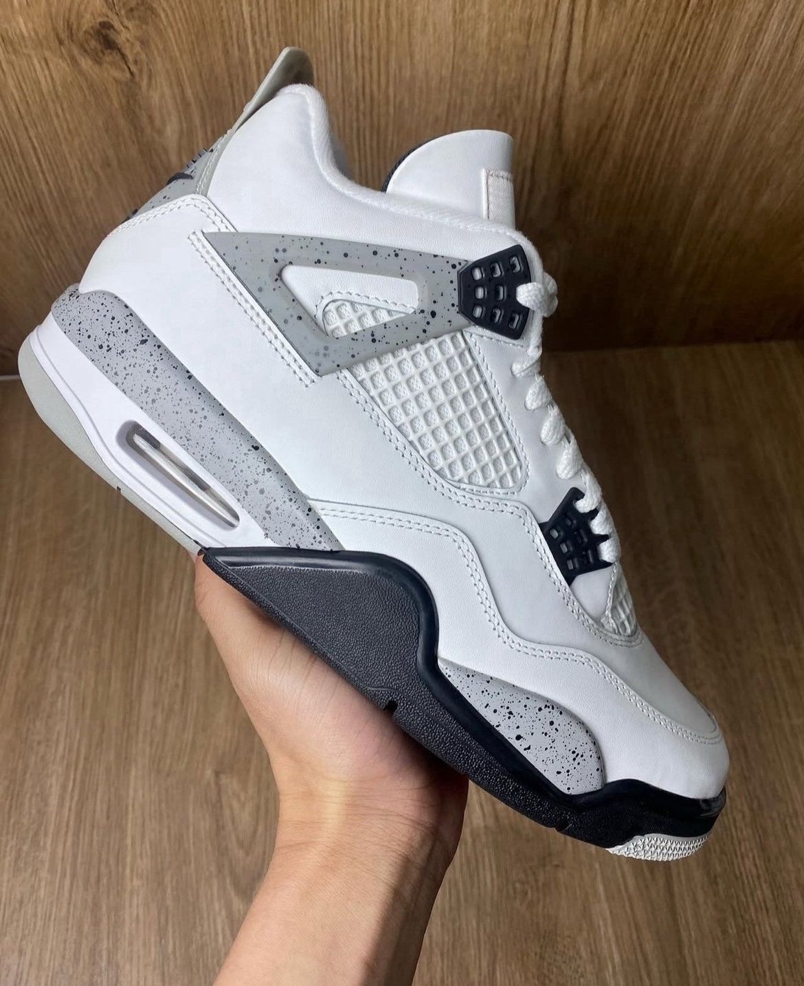 Air Jordan 4 Retro White Cement – Size 11 (2025 Release)