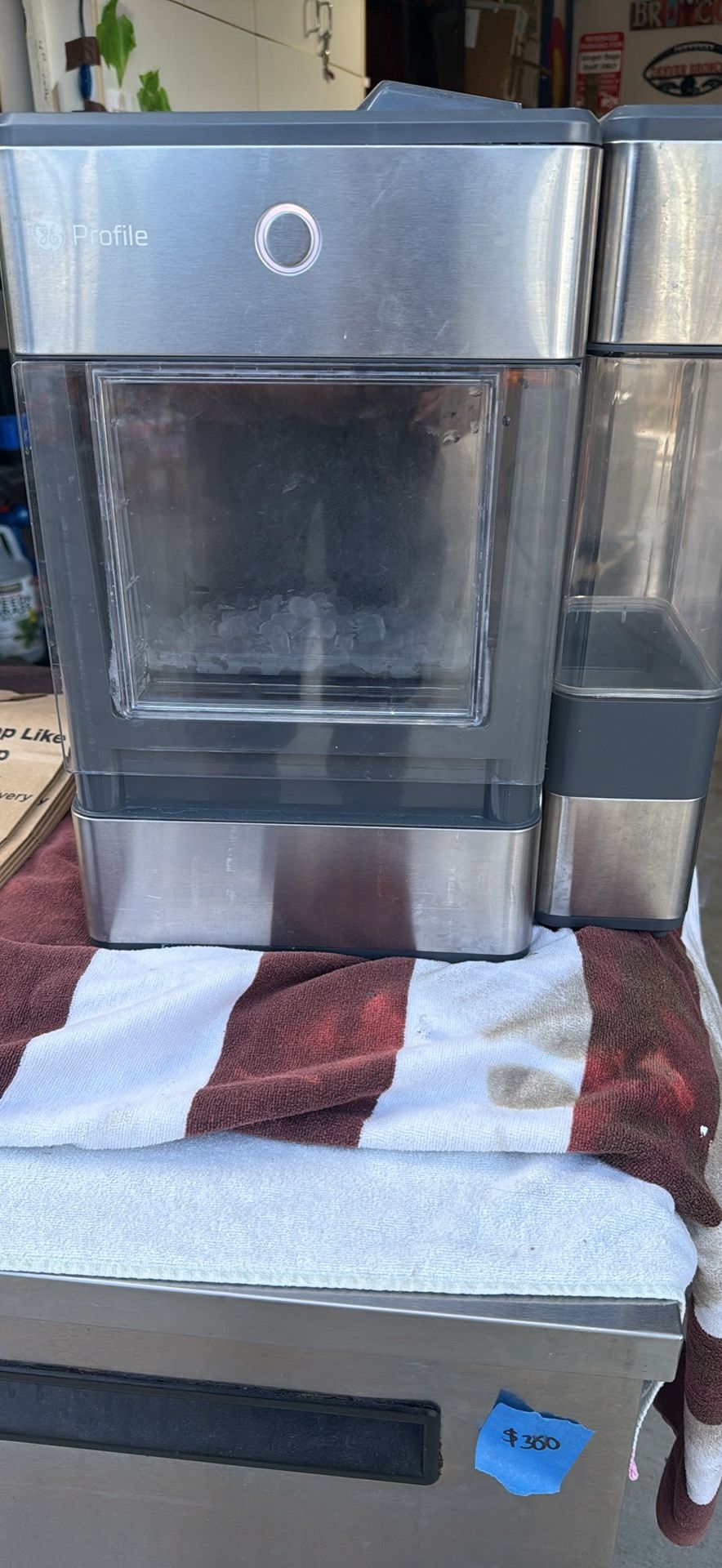 GE Opal Nugget Ice machine