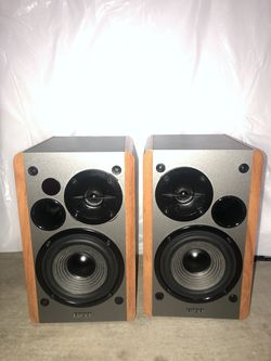 Edifier R1280T Powered Bookshelf Speakers. TESTED WORKING