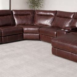 Beautiful 6-piece power Leather  reclining sectional.