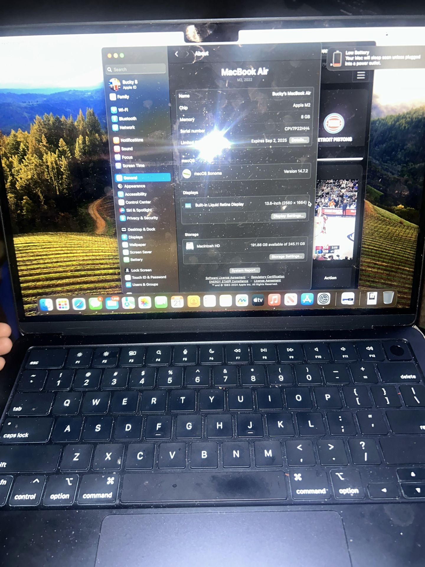 13-inch MacBook Air: Apple M2 chip with 8-core CPU and 8-core GPU, 256GB - Midnight -